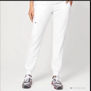 Women’s XS Figs Zamora Jogger White